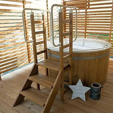 فندق Glamping Sun Valley Bioterme ليوتومير