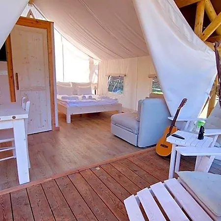 Glamping Sun Valley Bioterme فندق